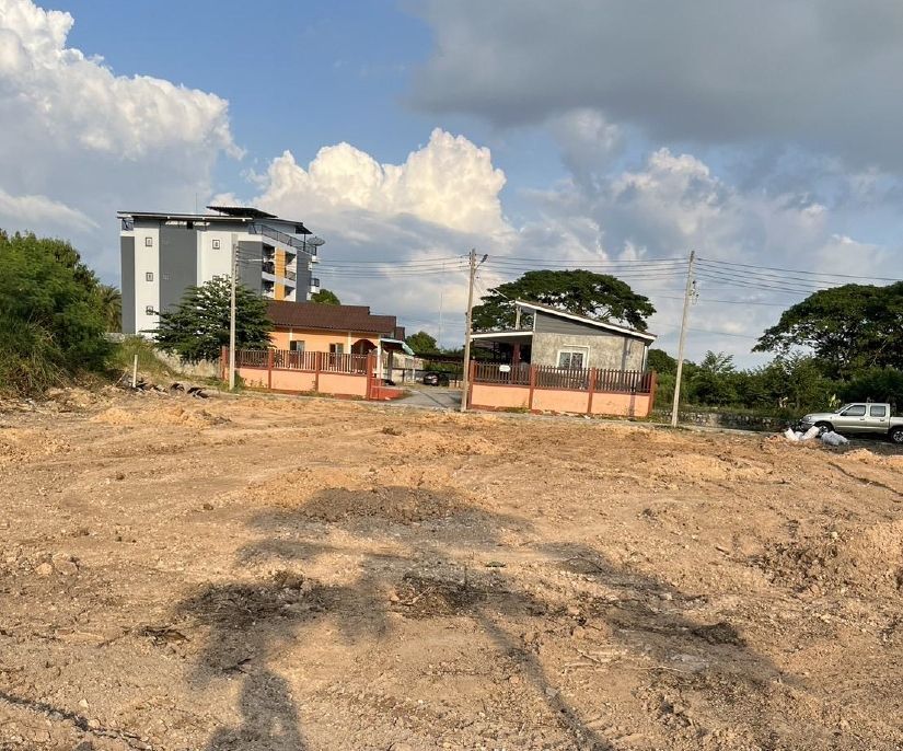 - ขายด่วน ราคาต่ำกว่าตลาด!! ที่ดิน 357 ตร.ว ระยอง-เนินพระ ใกล้รพ.กรุงเทพระยอง, หาดแสงจันทร์