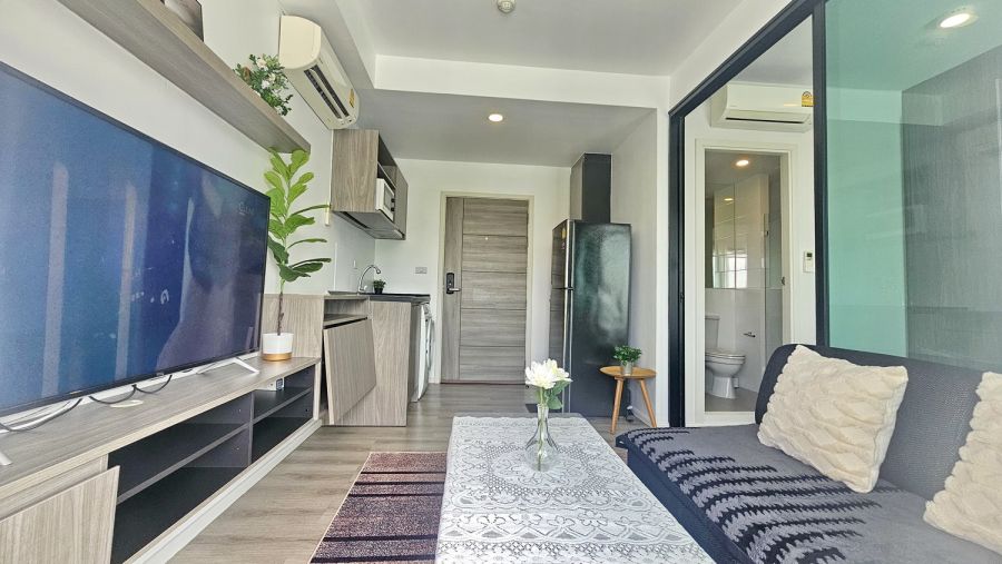 - ขายคอนโดใกล้รถไฟฟ้าแบริ่ง Notting Hill Sukhumvit 105 (น็อตติ้งฮิลล์ สุขุมวิท 105 ลาซาล) ชั้น 5 อาคาร D พร้อมอยู่