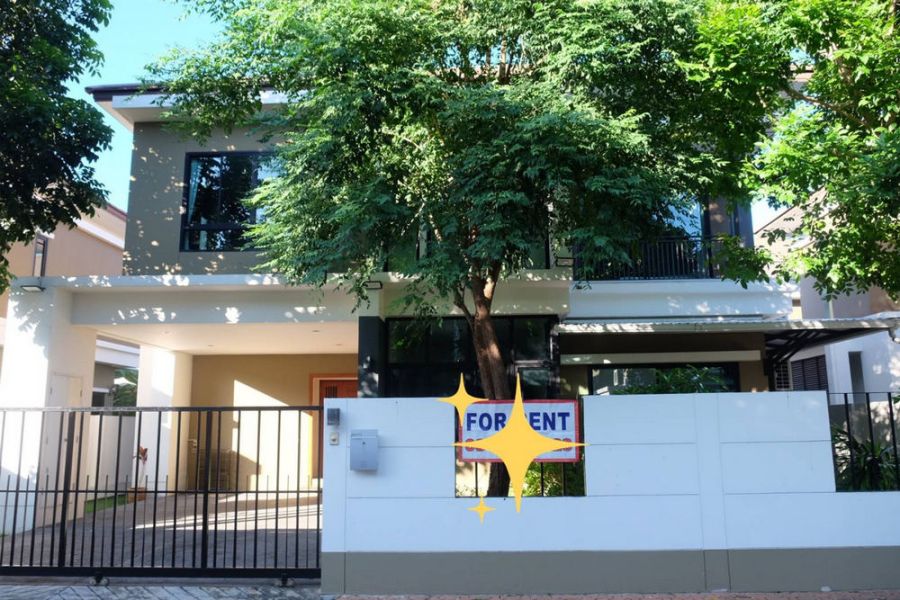 - บ้านเดี่ยวใกล้เมกาบางนา Villa Arcadia Srinakarin 72 ตร.วา 4 นอน 3 น้ำ 3 ที่จอดรถ ตกแต่งครบ