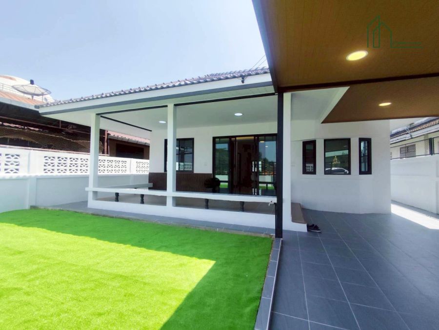 - บ้านเดี่ยว 1ชั้น รีโนเวทใหม่ หมู่บ้านสุขใจวิลเลจ 2 ถนนสุวินทวงศ์35 หนองจอก