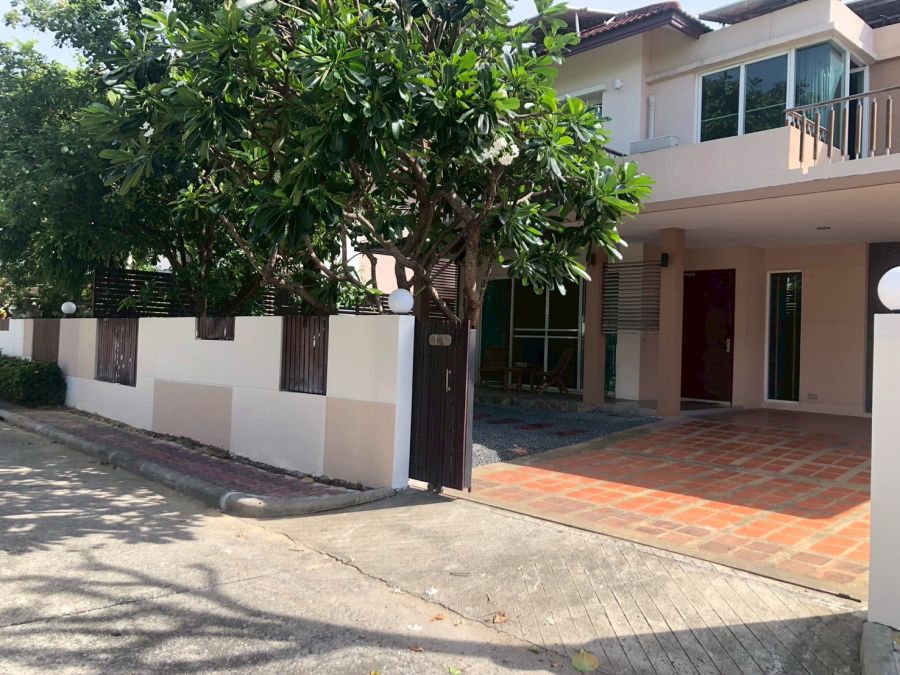 - ขาย ให้เช่า บ้านเดี่ยว VILLA ARCADIA SRINAKARIN ศรีด่าน 22