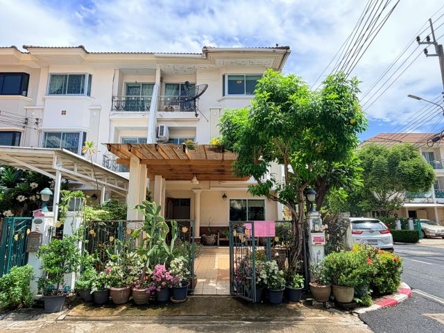 - ขาย ทาวน์โฮม 3 ชั้น ศุภาลัย วิลล์ วงศ์สว่าง หลังมุม 27ตรว ต่อเติมครบ ใกล้ รถไฟฟ้า MRT