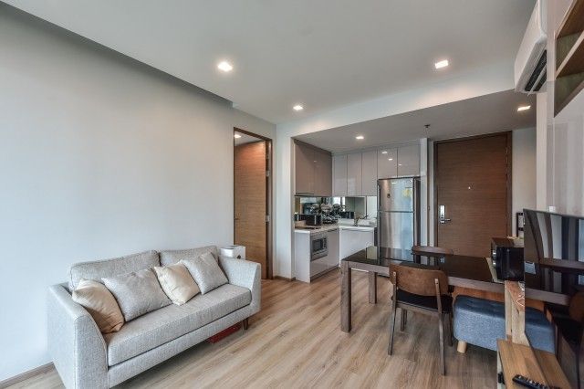 - ให้เช่าคอนโด The Address Sathorn แบบ 2 นอน ห้องแต่งสวย ติด BTS เซนต์หลุยส์