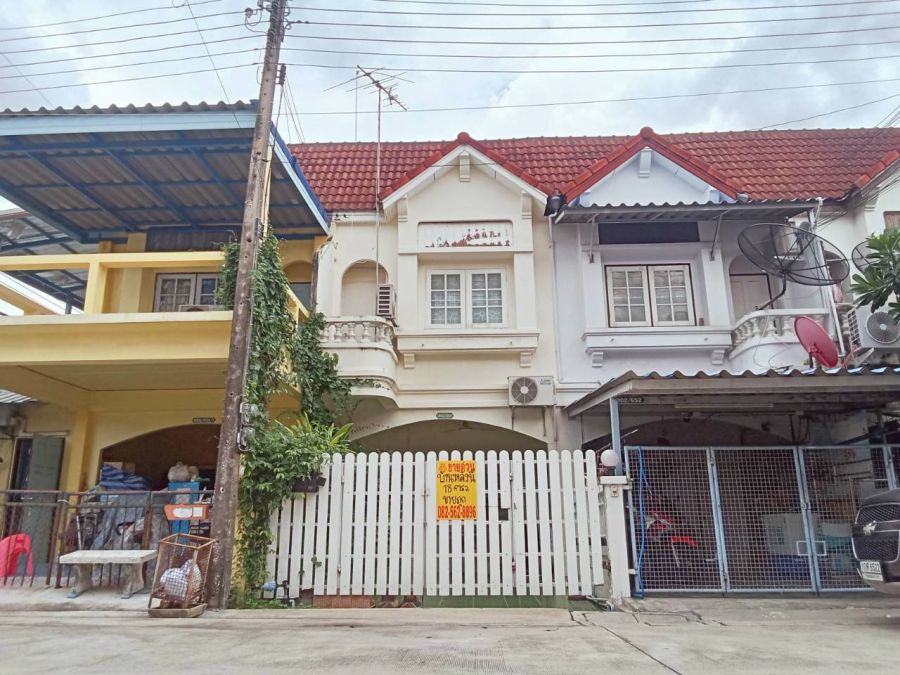 - ขายบ้าน 2 ชั้น หมู่บ้านวังทองริเวอร์ปาร์ค ใกล้เซียร์รังสิต
