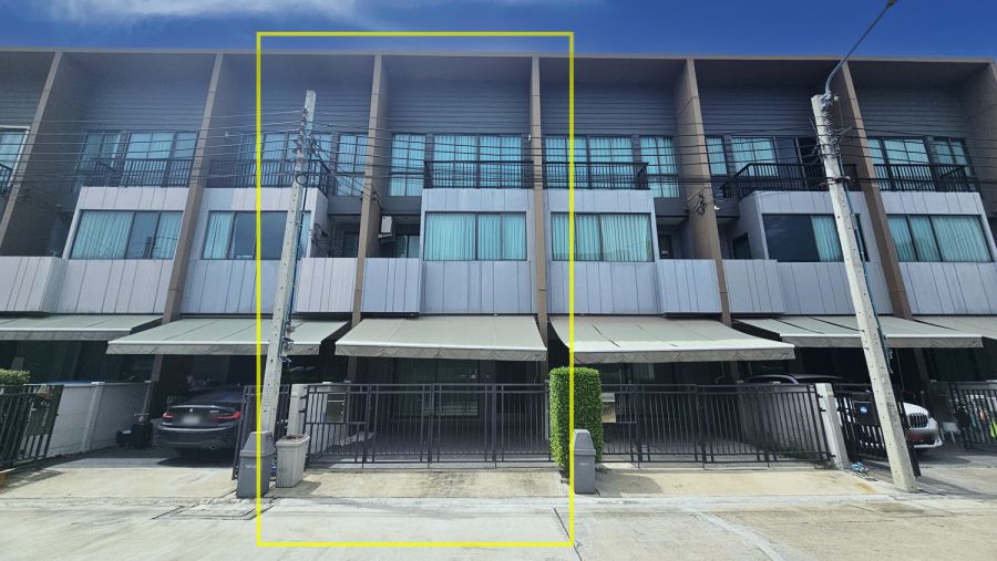 - ขายบ้านกลางเมืองวัชรพล ทาวน์โฮม 3 ชั้น เพดานสูง หน้าบ้านไม่ชนใคร ใกล้คลับเฮ้าส์ ตกแต่งสวยพรีเมี่ยมพร้อมอยู่