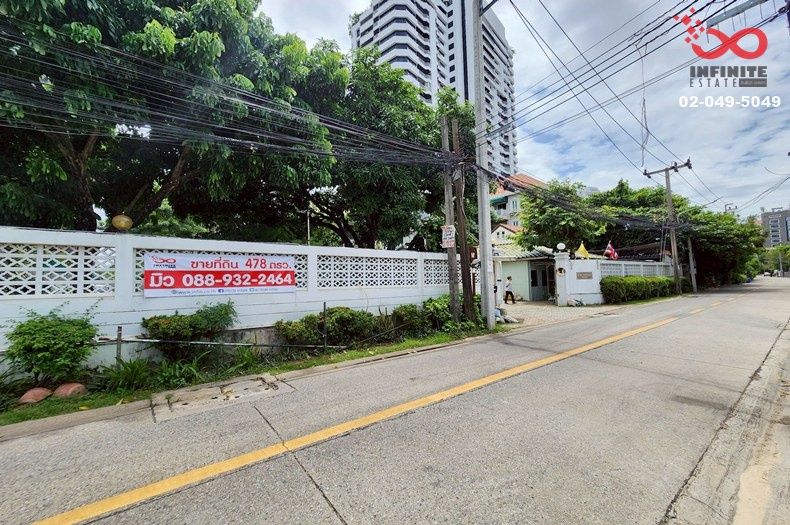 - ขายบ้านพร้อมที่ดิน 478 ตร.ว. ลาดพร้าว 10 เขตจตุจักร ใกล้ MRT พหลโยธิน