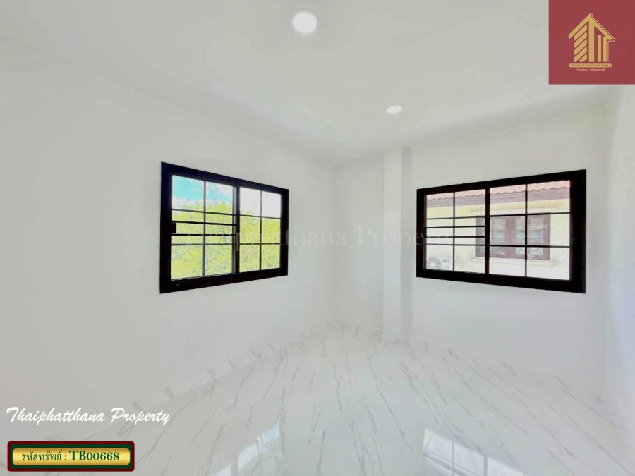 - หมู่บ้านสิทธิทรัพย์ ลำลูกกาคลอง7 บ้านสวยรีโนเวทใหม่ ทำเลดี ฟรีทุกค่าใช้จ่ายวันโอน