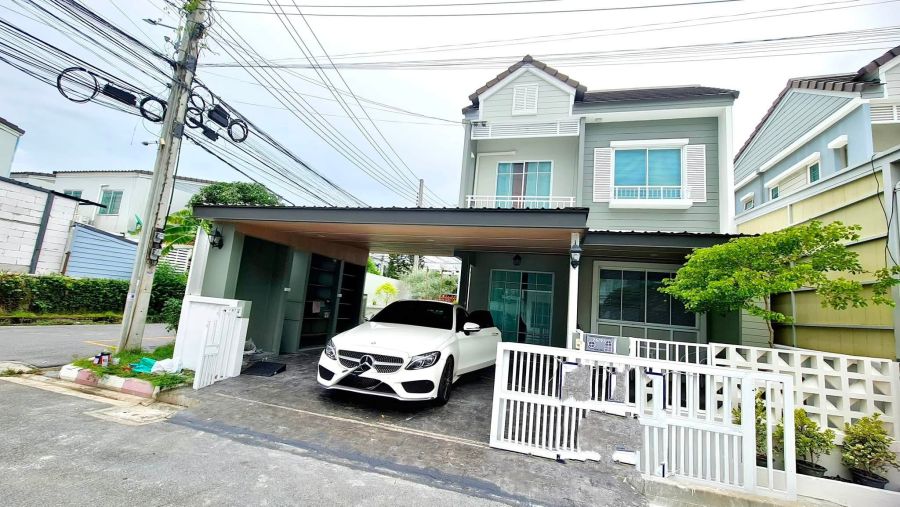 - ขาย ให้เช่า บ้านเดี่ยว The Village Bangna KM.10 หลังมุม พร้อมสวนส่วนตัว ใกล้ Mega Bangna