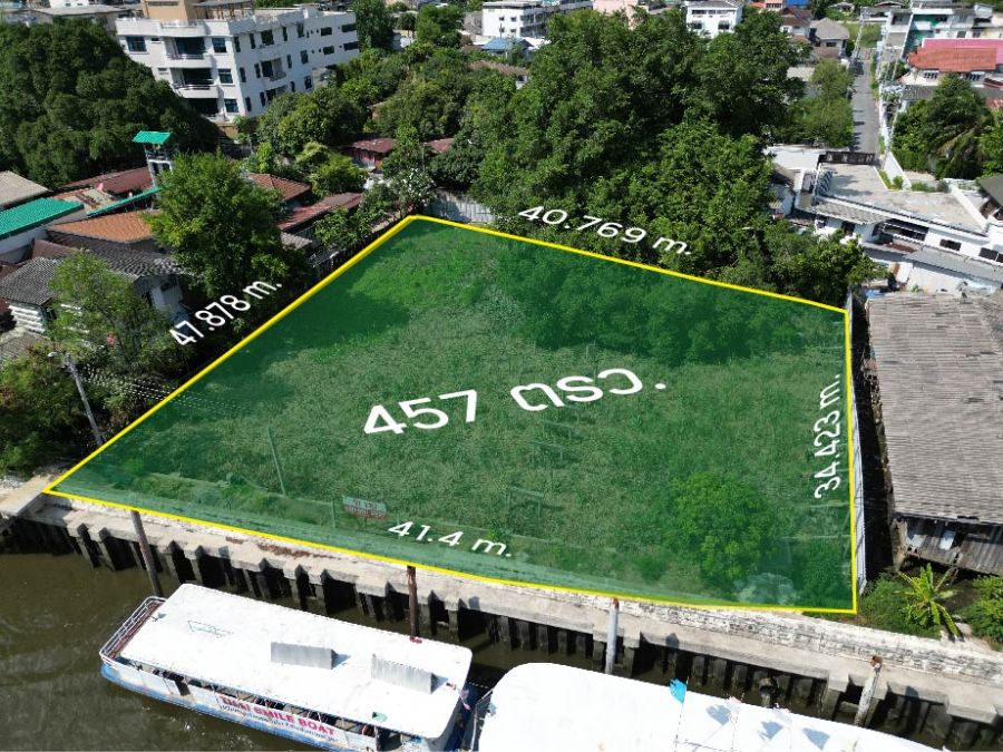 - ที่ดินริมคลองบางกอกน้อย 457 ตารางวา ด้านหลังติดคลองบางกอกน้อย41.5เมตร ด้านหน้าติดถนนซอย