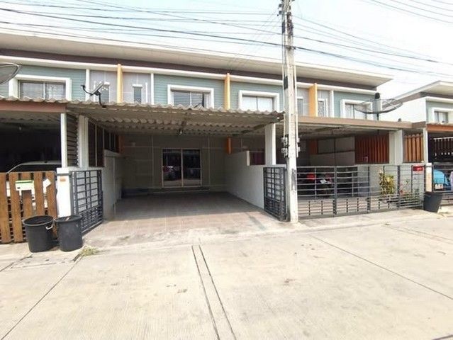 - ขายบ้านทาวโฮม 2 ชั้น มบ.ไลฟ์ทาวโฮม Iife Townhome อ.บ้านบึง จ.ชลบุรี