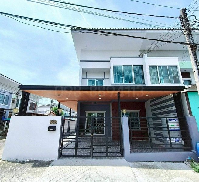 - ขายทาวน์โฮม 2 ชั้น ม.ราชพฤกษ์ สุวรรณภูมิ ลาดกระบัง เฟส 2 เนื้อที่ 31.9 ตร.วา 4นอน 2น้ำ ใกล้สนามบินสุวรรณภูมิ