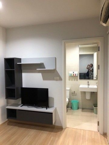 - ขายคอนโด เดอะ เบส แจ้งวัฒนะ ใกล้ ทำเลดี 1 ห้องนอน 32.22 ตร.ม. ห้องสวย พร้อมอยู่ เหมาะลงทุน