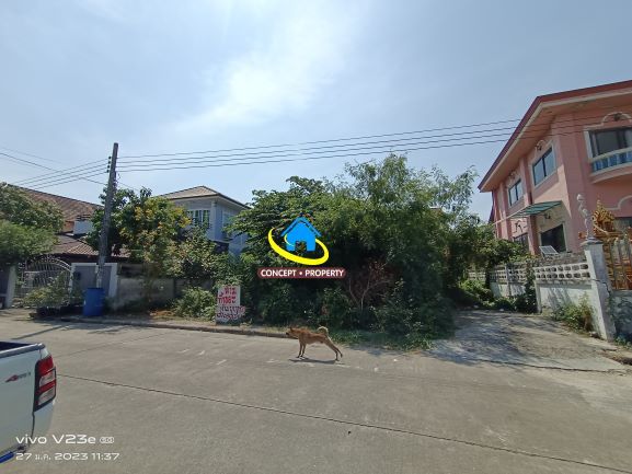 - ขายด่วน! ที่ดินเปล่า 64 ตร.ว. หมู่บ้านแฮปปี้เพลส 2 (ฉลองกรุง 23) ใกล้สุวรรณภูมิ บรรยากาศดี เหมาะสร้างบ้านเหมาะมาก