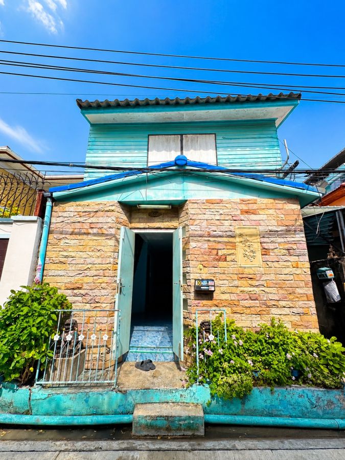 - ขายทาวน์เฮาส์ 2 ชั้น เพชรเกษม 68 แยก 7 บางแค ราคาเพียง 950,000 บาท ใกล้ MRT บางแค