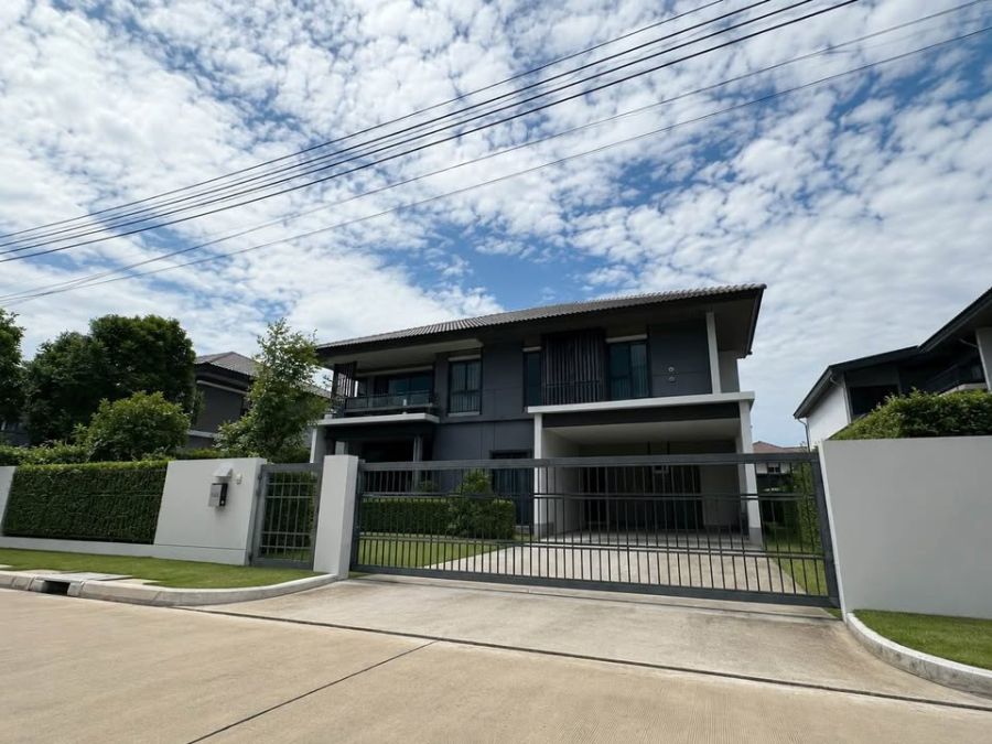 - ขาย ให้เช่า บ้านเดี่ยวไซส์ใหญ่ Habitia Yard Ramindra ที่ดิน 113 ตร.ว. รับสัญญานิติบุคคล