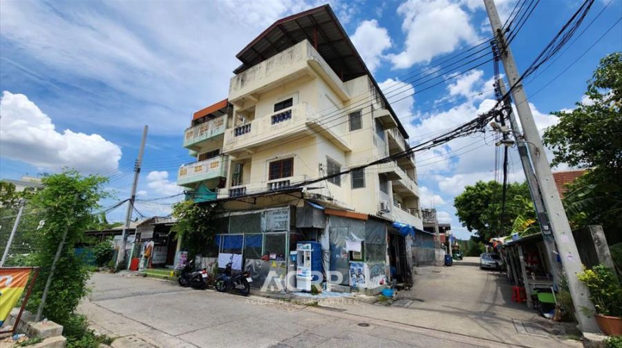 - ขายห้องเช่า 4 ชั้น แปลงมุม สุขุมวิท 70 ซอยเพี้ยนพิน 5 ใกล้ BTS แบริ่ง