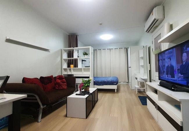 - ขายคอนโด 624 คอนโดเลต ลาดพร้าว ถนนเสรีไทย เนื้อที่ 28.98 ตร.ม. 1 นอน 1 น้ำ