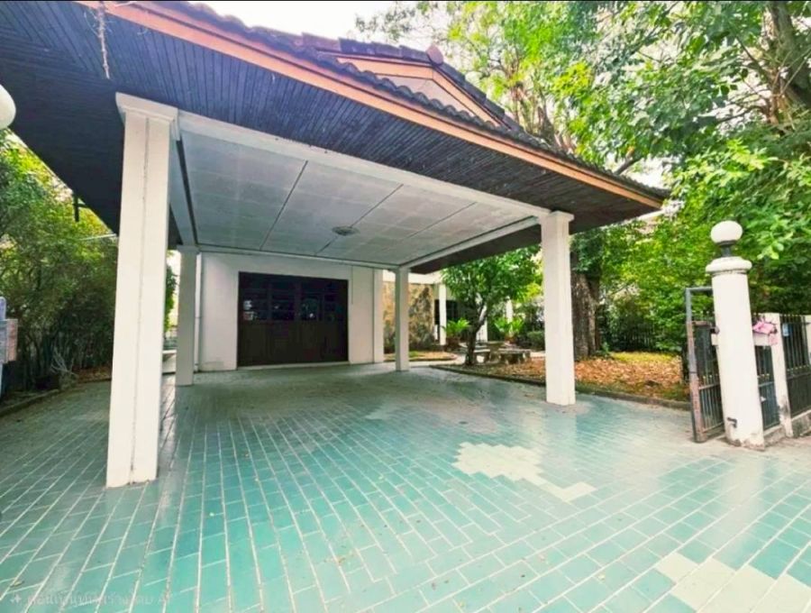 - ขายบ้านเดี่ยวหลังใหญ่ 119 ตร.ว. ชวนชื่น พาร์ควิลล์ กาญจนาภิเษก 4 นอน 5 น้ำ พื้นที่ใช้สอย 313 ตร.ม. ใกล้ทางด่วนศรีรัชและเซ็นทรัลเวสต์วิลล์
