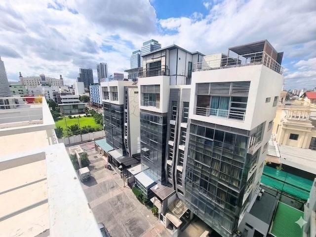 - ขาย/ให้เช่าอาคารสำนักงาน 5 ชั้น โครงการซิ้งค์โครไนท์ รัชดาภิเษก 18 ทำเลทองย่านธุรกิจ ใกล้ MRT สุทธิสาร