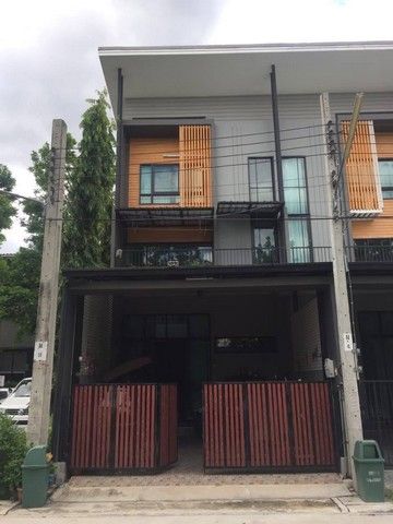 - ให้เช่าทาวน์โฮม 3 ชั้น 3 ห้องนอน 3 ห้องน้ำ หมู่บ้านEco-Space เกษตร-นวมินทร์ ใกล้โรงเรียนเลิศล้า โรงเรียนนวมินทราชูทิศ