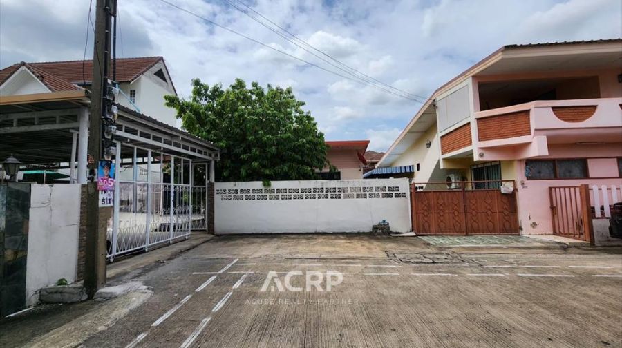 - ขายบ้านเดี่ยว หลังริม หมู่บ้าน เคหะนคร 3 พัฒนาการ 50 สวนหลวง ใกล้รถไฟฟ้าสถานีหัวหมาก