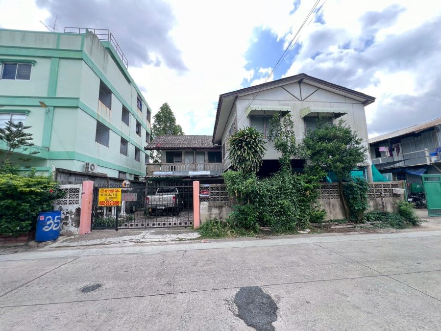 - ขายบ้านเดี่ยว 2 ชั้น ซอยลาดปลาเค้า72 แยก14 ใกล้เซ็นทรัลรามอินทรา