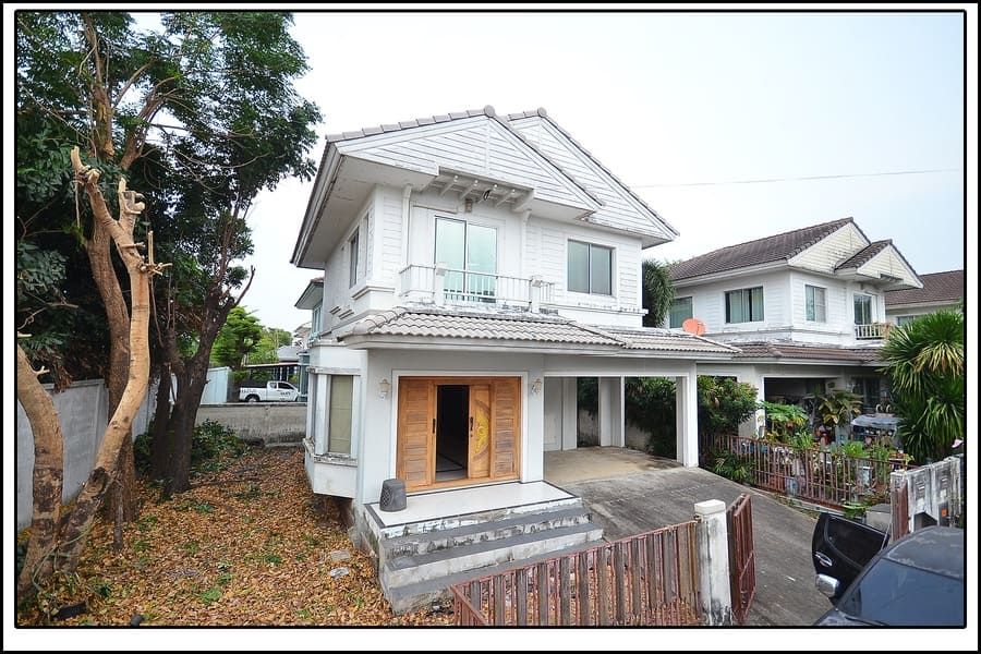 - ขายด่วน บ้านเดี่ยว 2 ชั้น (หลังริม) หมู่บ้านบ้านชลลดา สุวรรณภูมิ