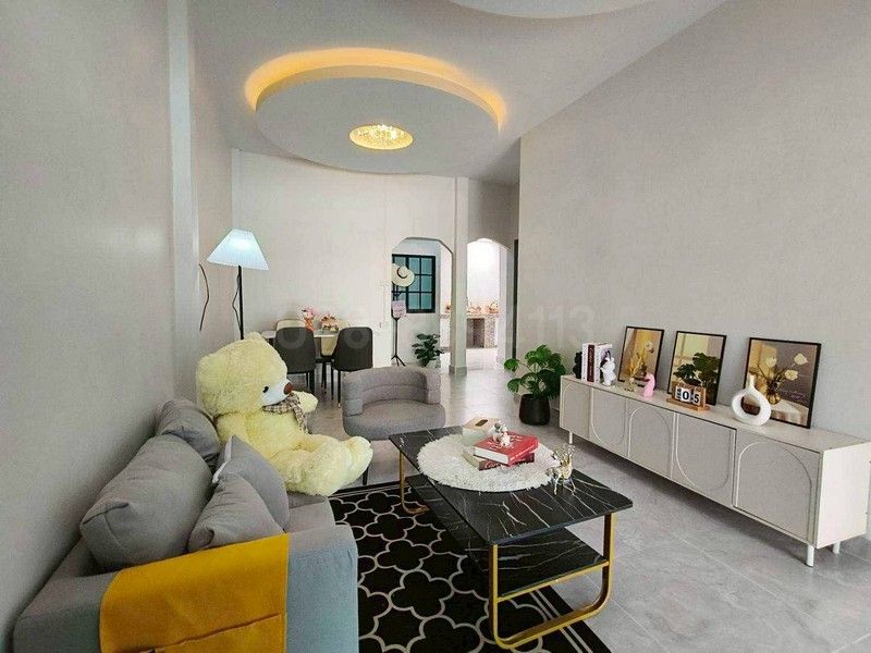 - ขายบ้านชั้นเดียว หมู่บ้านนันทวัน5 ซอยเลียบวารี11 บ้านสวย ทำเลดี เนื้อที่ 26.8 ตรว 3นอน 2น้ำ บ้านหันหน้าทิศเหนือ
