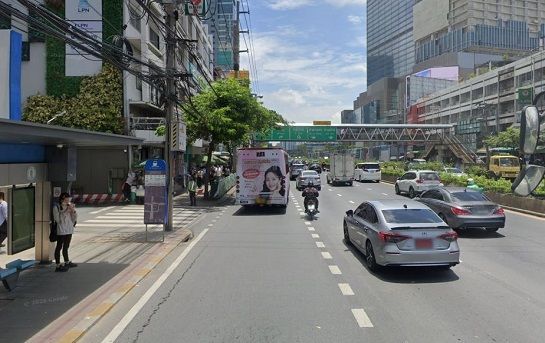 - ขายบ้านเดี่ยว 4 ชั้น สภาพดี ซอยเย็นอากาศ ใกล้ Market Place นางลิ้นจี่
