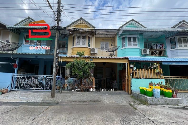 - ทาวน์เฮาส์ หมู่บ้าน พิศาลเทพารักษ์ (ซอยจตุรมิตร 11) เนื้อที่ 20.2 ตรว. ใกล้ Big C บางพลีใหญ่ ถนนเทพารักษ์ ตำบลบางพลีใหญ่ อำเภอบางพลี