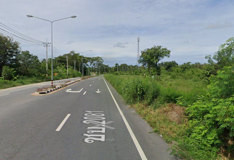 - ขายที่ดินห้วยใหญ่ พัทยา 3 ไร่ ติดลำห้วยถมแล้ว ติดถนนห้วยใหญ่(2081) อ.บางละมุง ชลบุรี