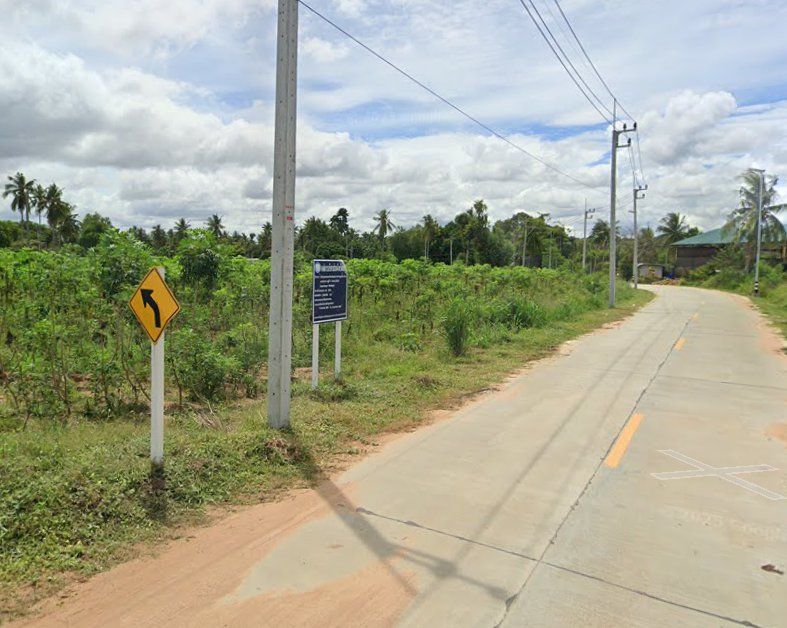 - ขายที่ดินเขาไม้แก้ว 5 ไร่ ติดถนนคอนกรีต3ด้าน ใกล้โรงเรียนนานาชาติรักบี้-900เมตร อ.บางละมุง ชลบุรี