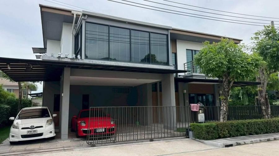 - ให้เช่า บ้านเดี่ยว 2 ชั้น โครงการ บ้านลุมพินี สวนหลวง ร.9 ติดถนนเฉลิมพระเกียรติ ร.9 ตกแต่งทั้งหลัง พร้อมเข้าอยู่ ราคา 100,000 บาท/เดือน