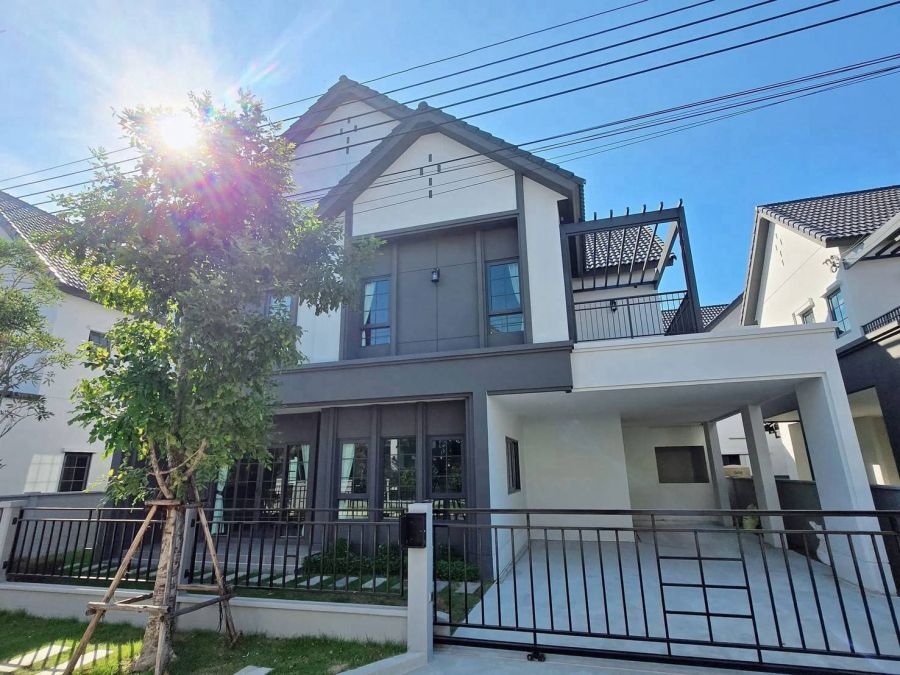 - For Sale / Rent Centro Bangna near Mega Bangna บ้านเดี่ยว ภัสสร วงแหวน