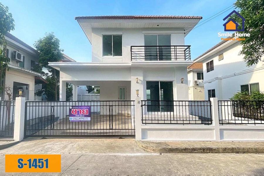 - เพอร์เฟค เพลส สุขุมวิท 77 - สุวรรณภูมิ รีโนเวทใหม่ทั้งหลัง
