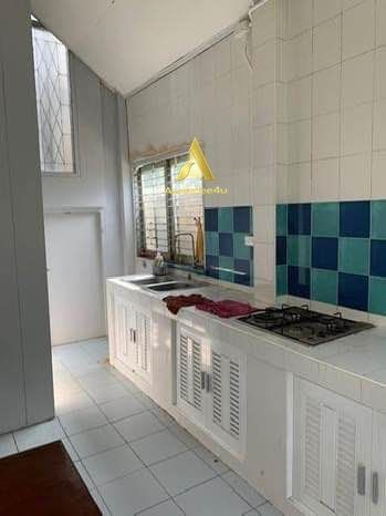 - ให้เช่าบ้านชั้นครึ่ง เนื้อที่ 60 ตร.ว. สะพาน99 ใกล้สถานีกลางบางซื่อ