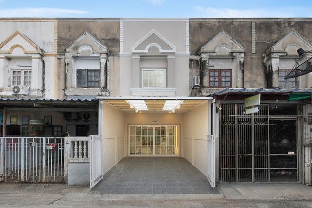 - ทาวน์โฮม 2 ชั้น รีโนเวทใหม่ หมู่บ้านดวงแก้ว ปากเกร็ด ติวานนท์