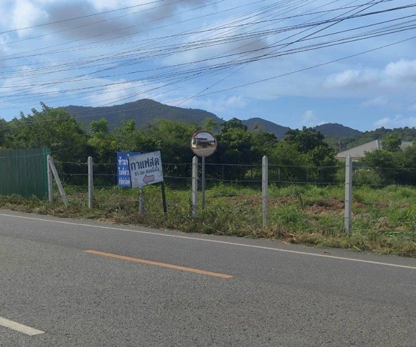 - ขายที่ดินทุ่งโปรง เขาหมอน 7 ไร่ ติดถนนลาดยางใกล้ถนนเส้น332-4กม. อ.สัตหีบ จ.ชลบุรี