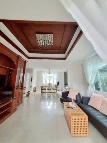- ให้เช่าบ้านเดี่ยวกรองทอง 2 ชั้น ขนาด 68 ตรว. 3 นอน 3 น้ำ พร้อมเฟอร์ครบ ซ.เฉลิมพระเกียรติร9