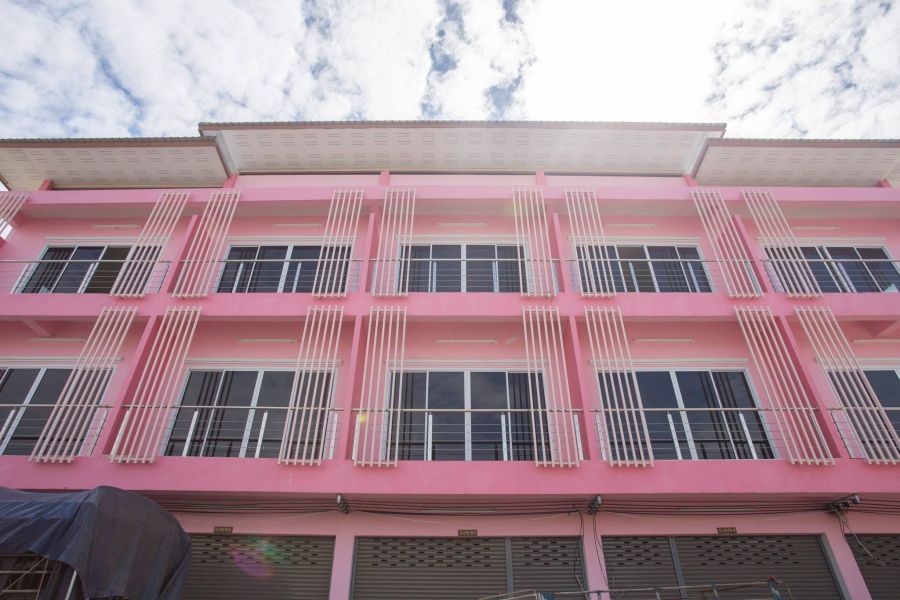 - ขายอาคารพาณิชย์ 3 ชั้น หน้าวัดนครสวรรค์ 2 ห้องนอน 2 ห้องน้ำ 156 ตร.ม.