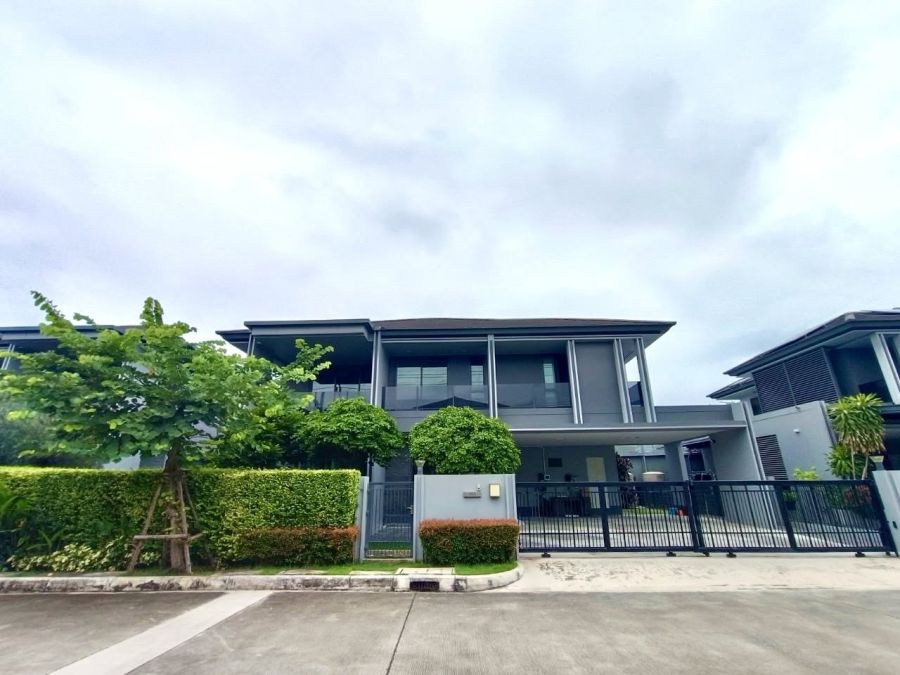 - ให้เช่าบ้านเดี่ยว เศรษฐสิริ กรุงเทพกรีฑา 2 ขนาด 80 ตารางวา 4 ห้องนอน แขวงหัวหมาก เขตบางกะปิ กรุงเทพมหานคร