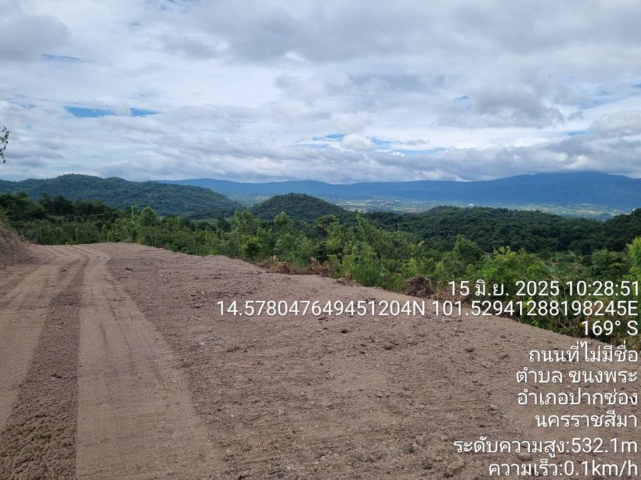 - ขายที่ดินบนเนินเขา ขนงพระ เขาใหญ่ ปากช่อง ที่ดินบนเนิน 37 ไร่ เทควิวเขาใหญ่สวย มองไกลสุดสายตา ที่สูงความสูงจากระดับน้ำ 550 เมตร ติดถนนลาดยาง ใกล้ 2235