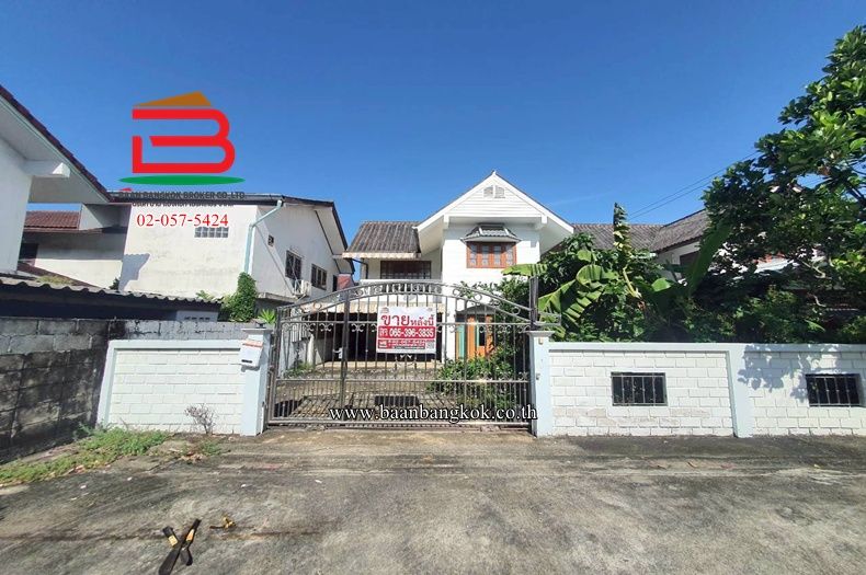 - บ้านเดี่ยว แสนนคร พระยาสุเรนทร์ ซอย 8 เนื้อที่ 53 ตรว. (ใกล้แฟชั่นไอส์แลนด์) แขวงบางชัน เขตมีนบุรี
