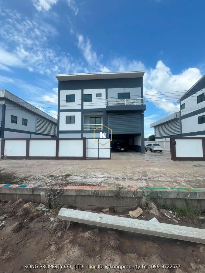 - ให้เช่าโกดัง ลาดหลุมแก้ว ปทุมธานี ออฟฟิศ 3 ชั้น 300 ตรม