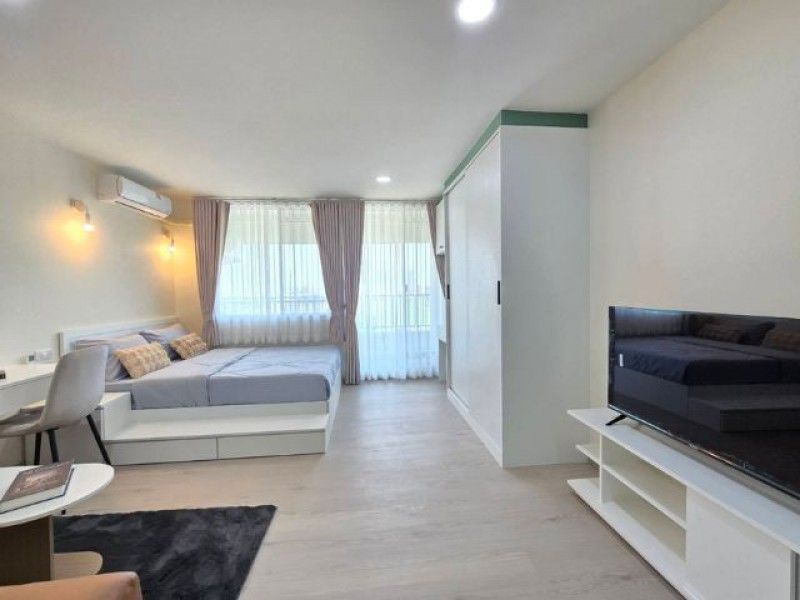- บ้านกรุงไทยคอนโด ใกล้สถานีรถไฟเชียงใหม่ ห้องรีโนเวทใหม่ พร้อมเข้าอยู่ วิวโปร่งโล่ง มองเห็นสนามฟุตบอลหญ้าเทียม