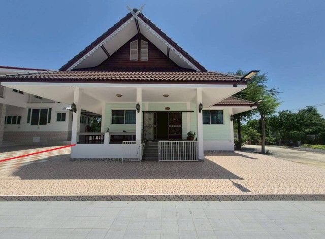 - บ้านเดี่ยวชั้นเดียว 2 หลัง ( สร้างเอง ) 372.7 ตารางวา ซอยรังสิต-นครนายก 31 (บงกช59) ถนนรังสิต - นครนายก คลองหลวง ปทุมธานี