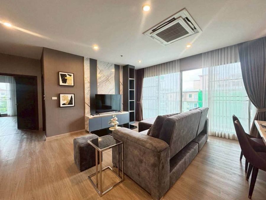 - ปล่อยเช่าคอนโดหรู ห้องใหญ่ วิวสวยปัง! รีบจองด่วน คอนโดกว้างขวาง อยู่สบาย บรรยากาศดี