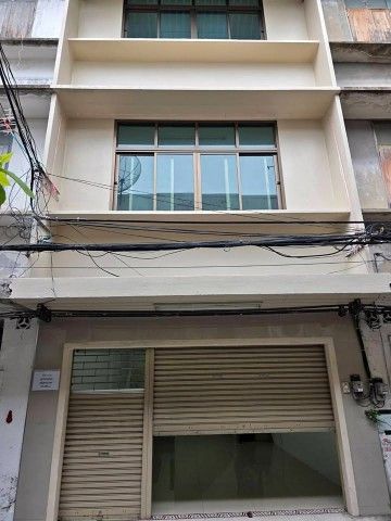 - สาทร ให้เช่าอาคารพาณิชย์3ชั้น3นอน2น้ำใกล้BTSสุรศักดิ์550ม.11ตร.ว.พื้นที่ใช้สอย130ตร.ม.เหมาะอยู่อาศัยทำออฟฟิศคลินิกคาเฟ่เดินทางสะดวก