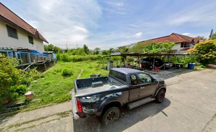 - ขายที่ดิน ซอยถนนรังสิต - นครนายก 60 - 62 ธัญบุรี เดินทางสะดวกสบาย ใกล้แหล่งชุมชน (N.2195)