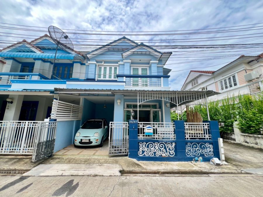 - ขาย ทาวเฮ้าส์ 2 ชั้น หลังมุม หมู่บ้าน ทิพย์ พิมาน การ์เด้น ถนน บ้านกล้วย - ไทรน้อย